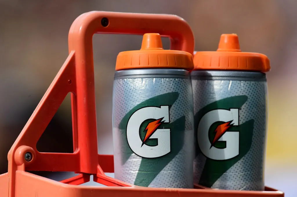 Why Did Gatorade Switch From Glass To Plastic?
