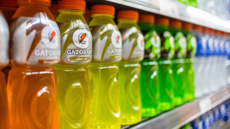Does Gatorade Have Red Dye 40 in it?
