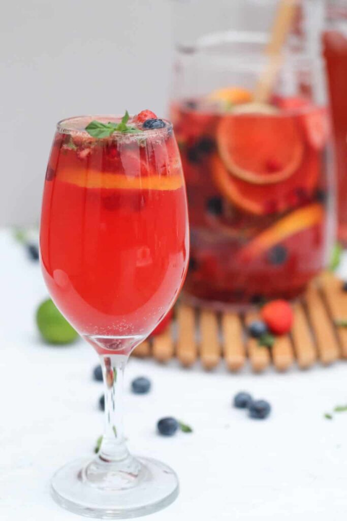 Rosé Sangria Drink: A Refreshing and Fruity Valentine's Day Delight